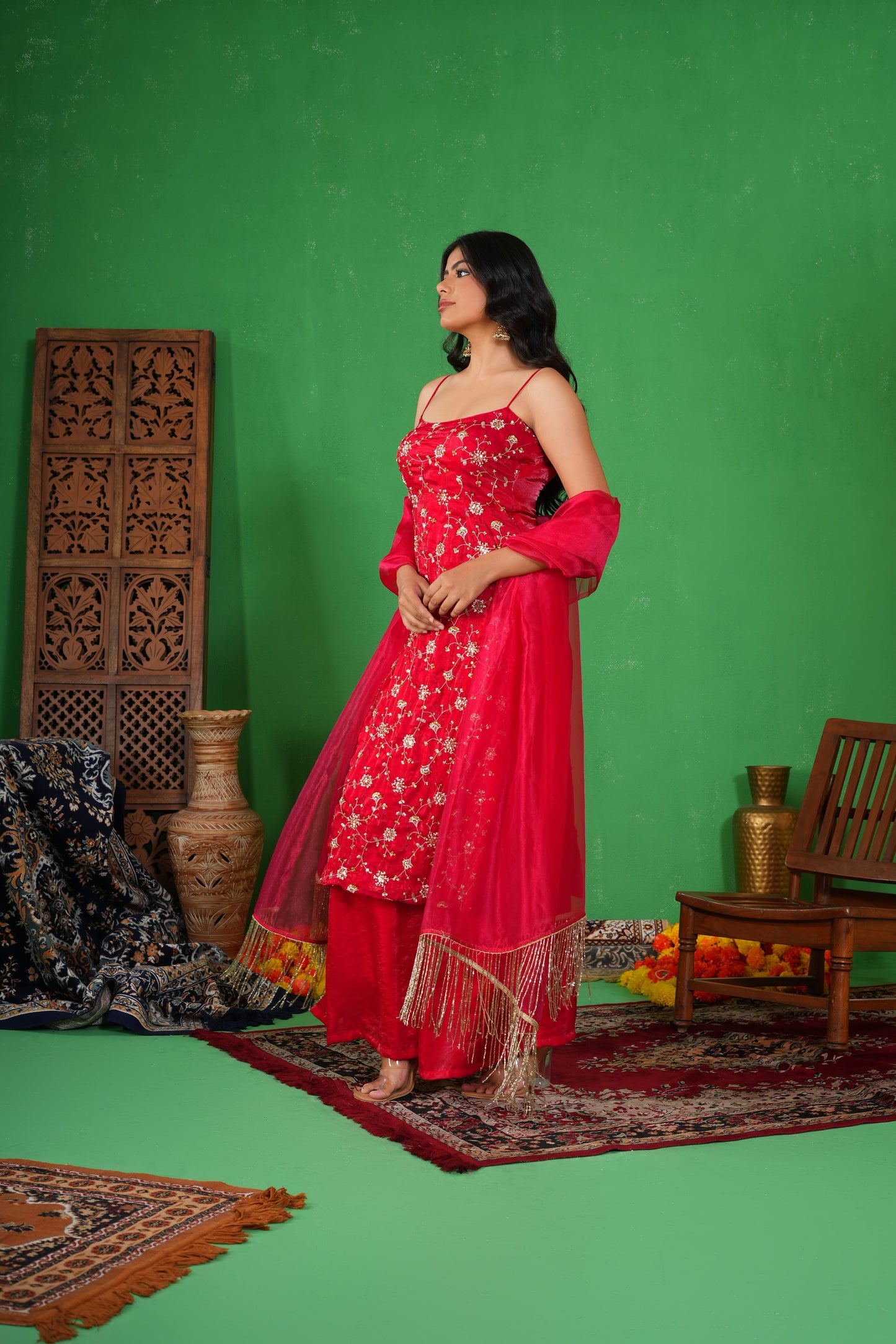 Gulabi Phooljadi- Pink Straight suit