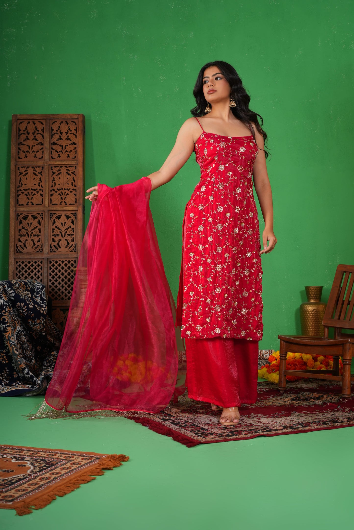 Gulabi Phooljadi- Pink Straight suit