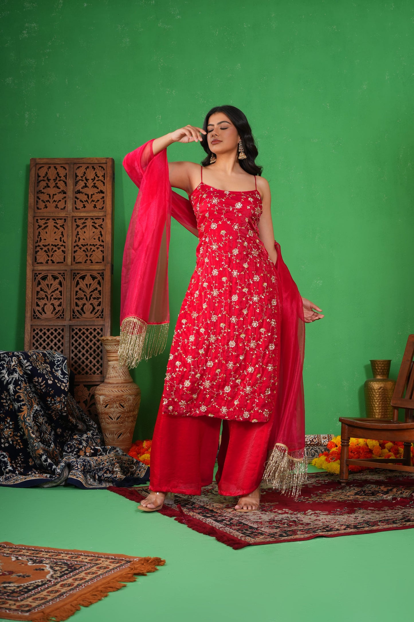 Gulabi Phooljadi- Pink Straight suit