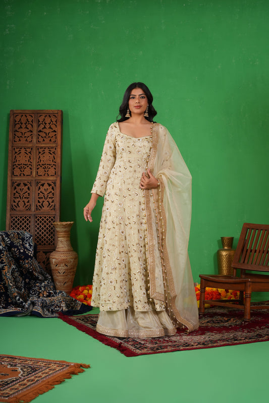 Sunehri Anarkali