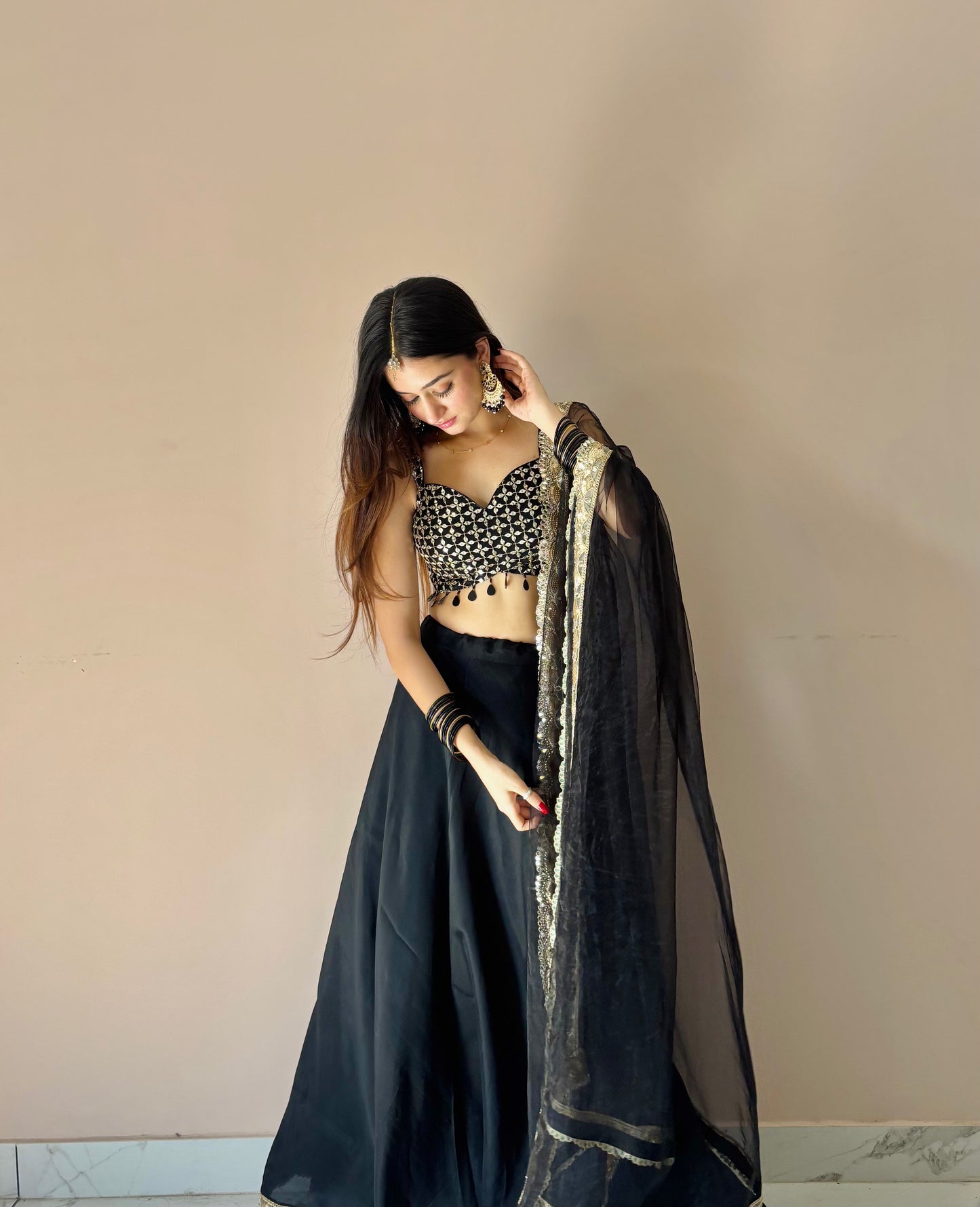 Patakha Lehenga