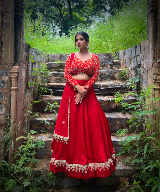 RED LEHENGA